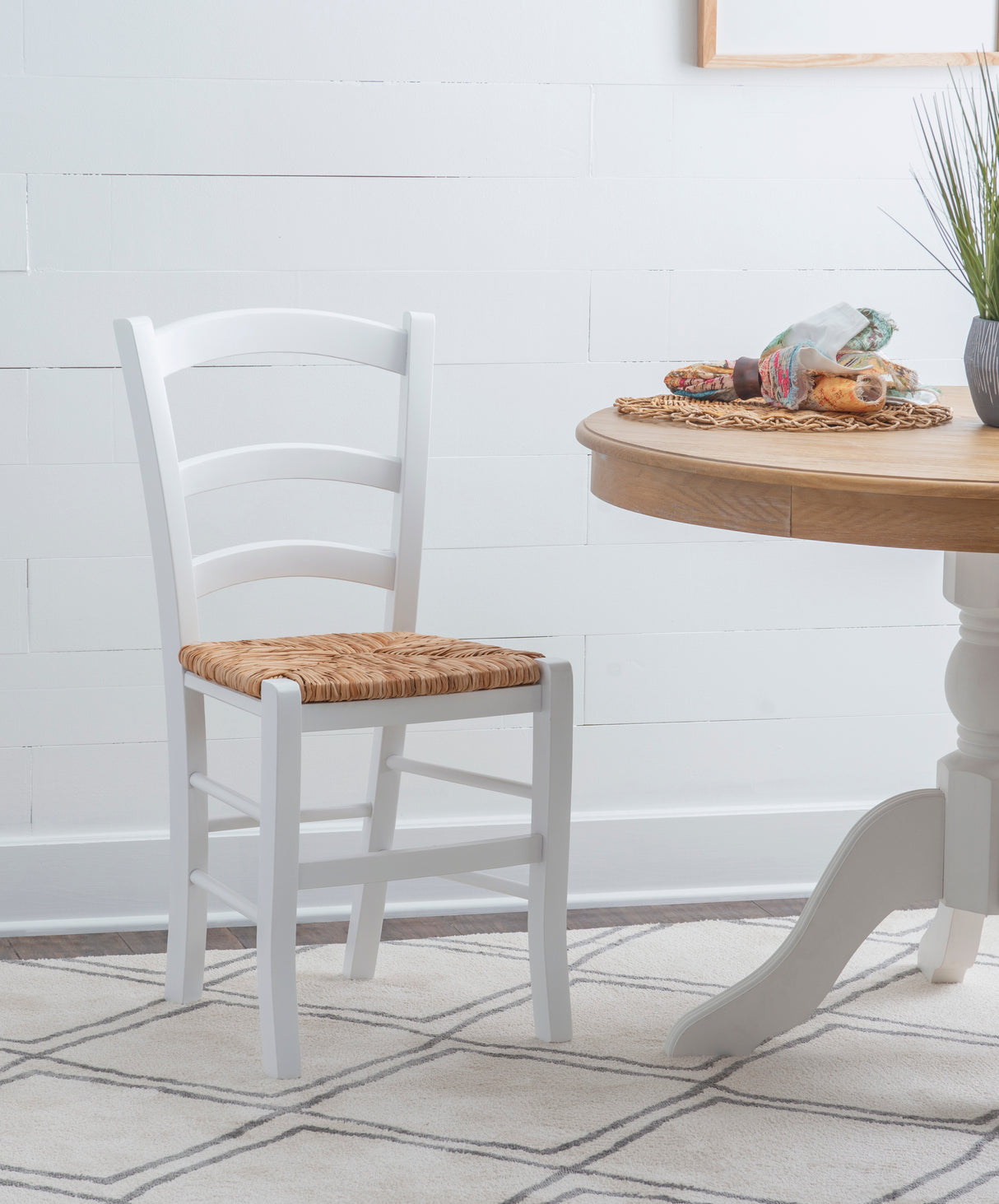 Venezia White Rush Seat Dining Chair (Set of 2)