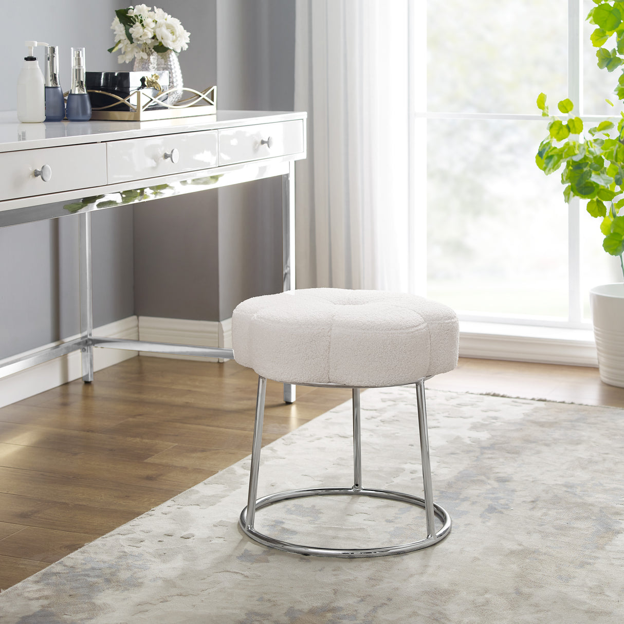Flower Vanity Stool