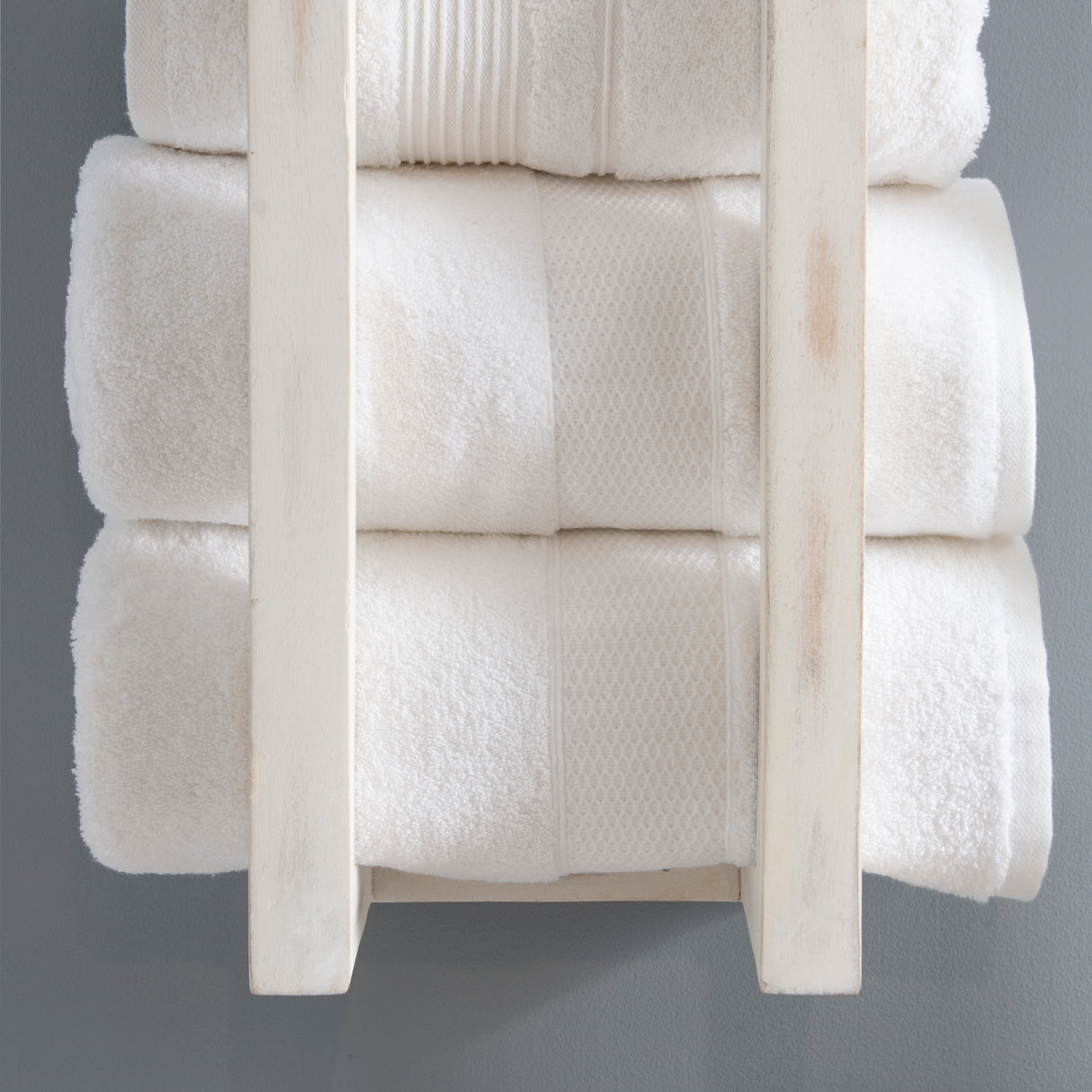 Troy White Wood Towel Rack (Set of 2)