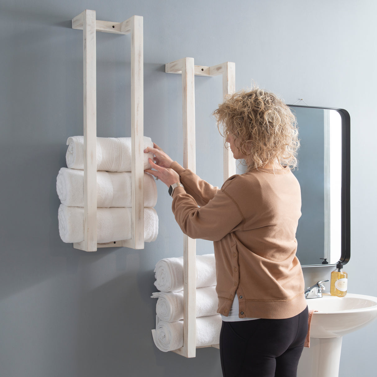 Troy White Wood Towel Rack (Set of 2)