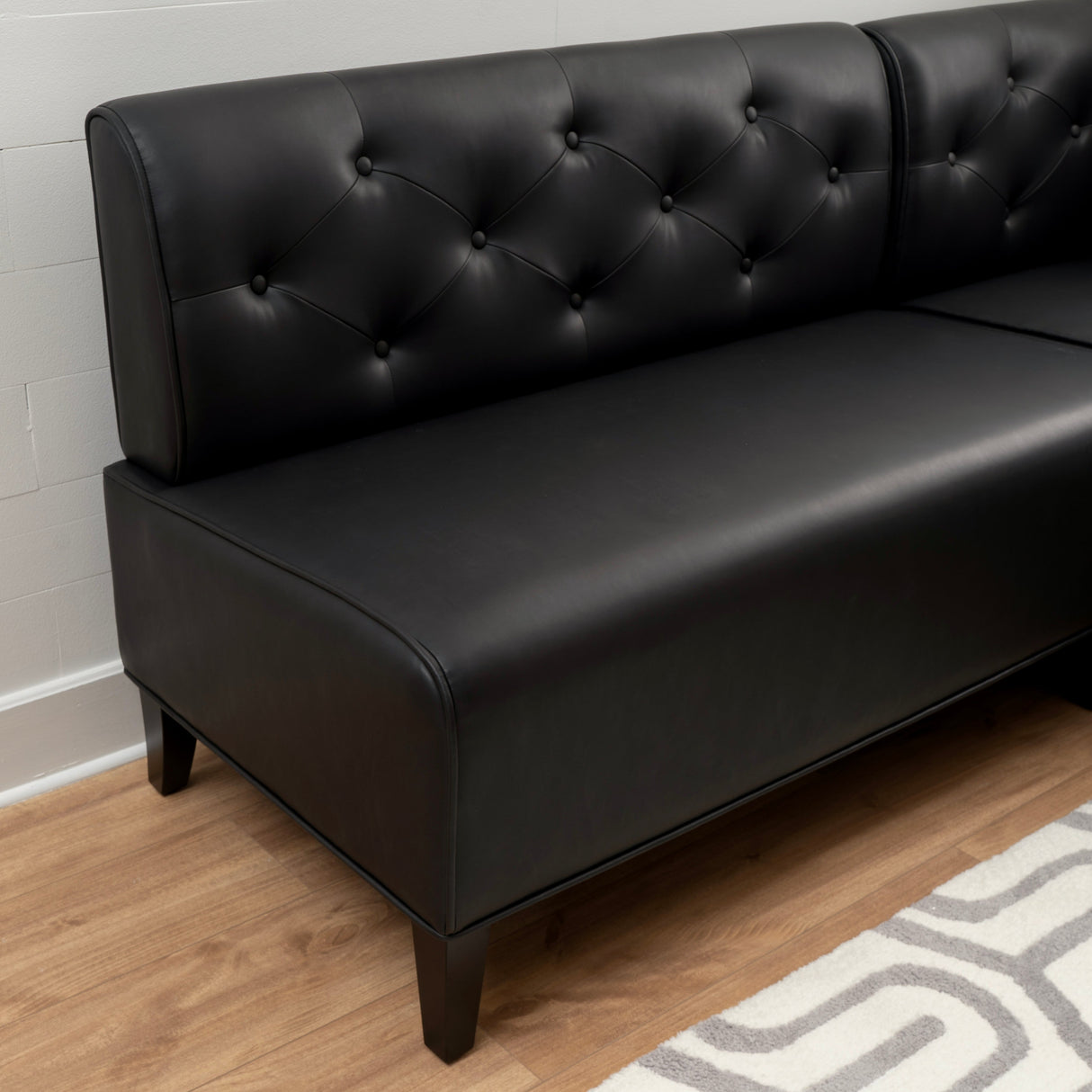 Auden Nook Corner Bench