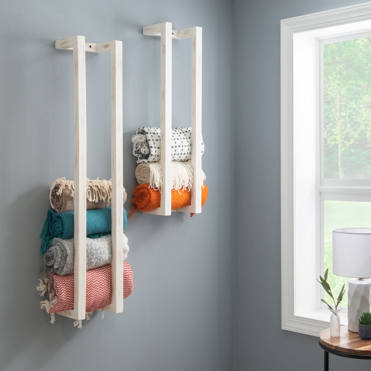 Troy White Wood Towel Rack (Set of 2)
