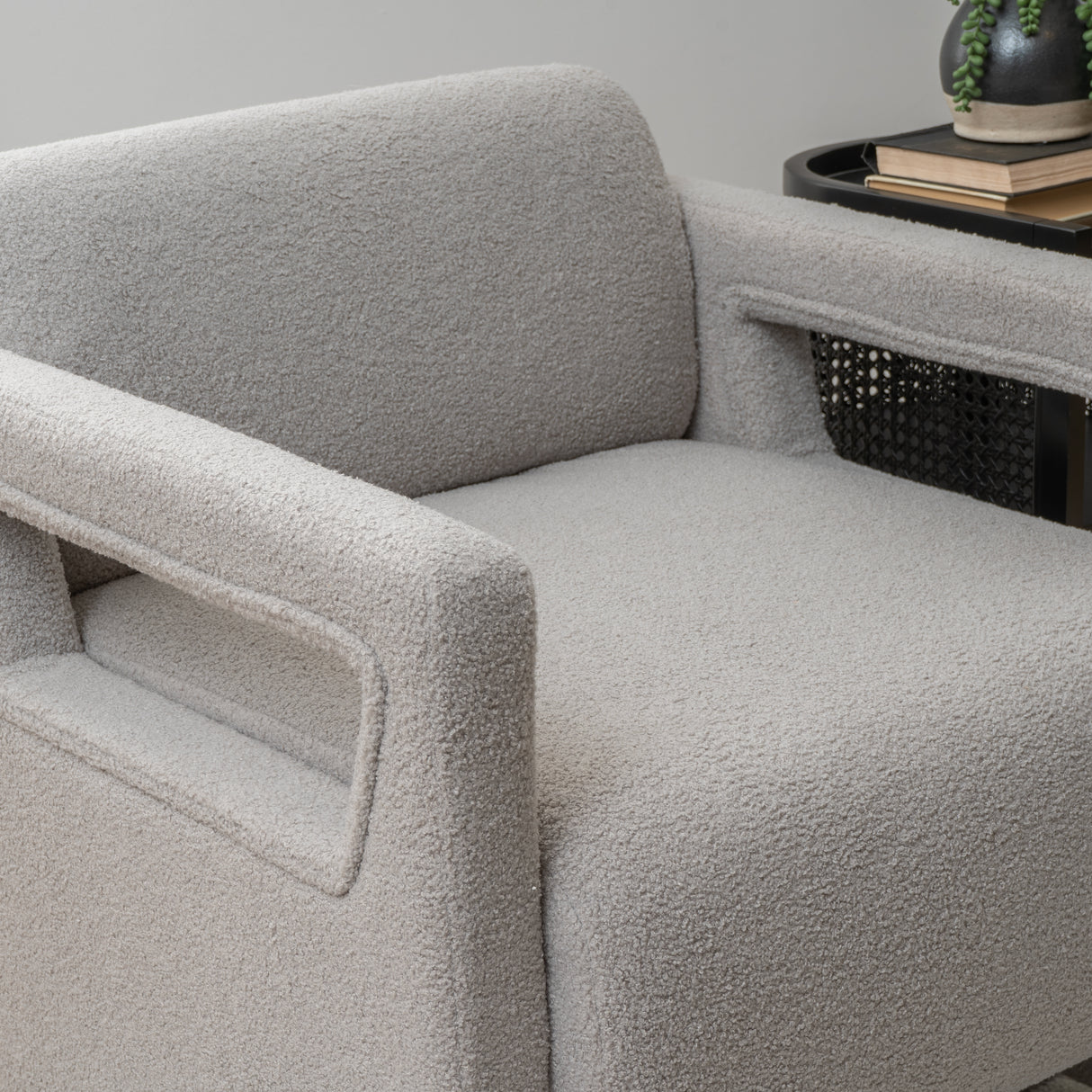 Liam Accent Chair
